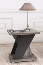 Load image into Gallery viewer, Glamour Lamp Table